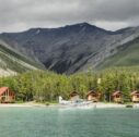 Panorama di un lago canadese